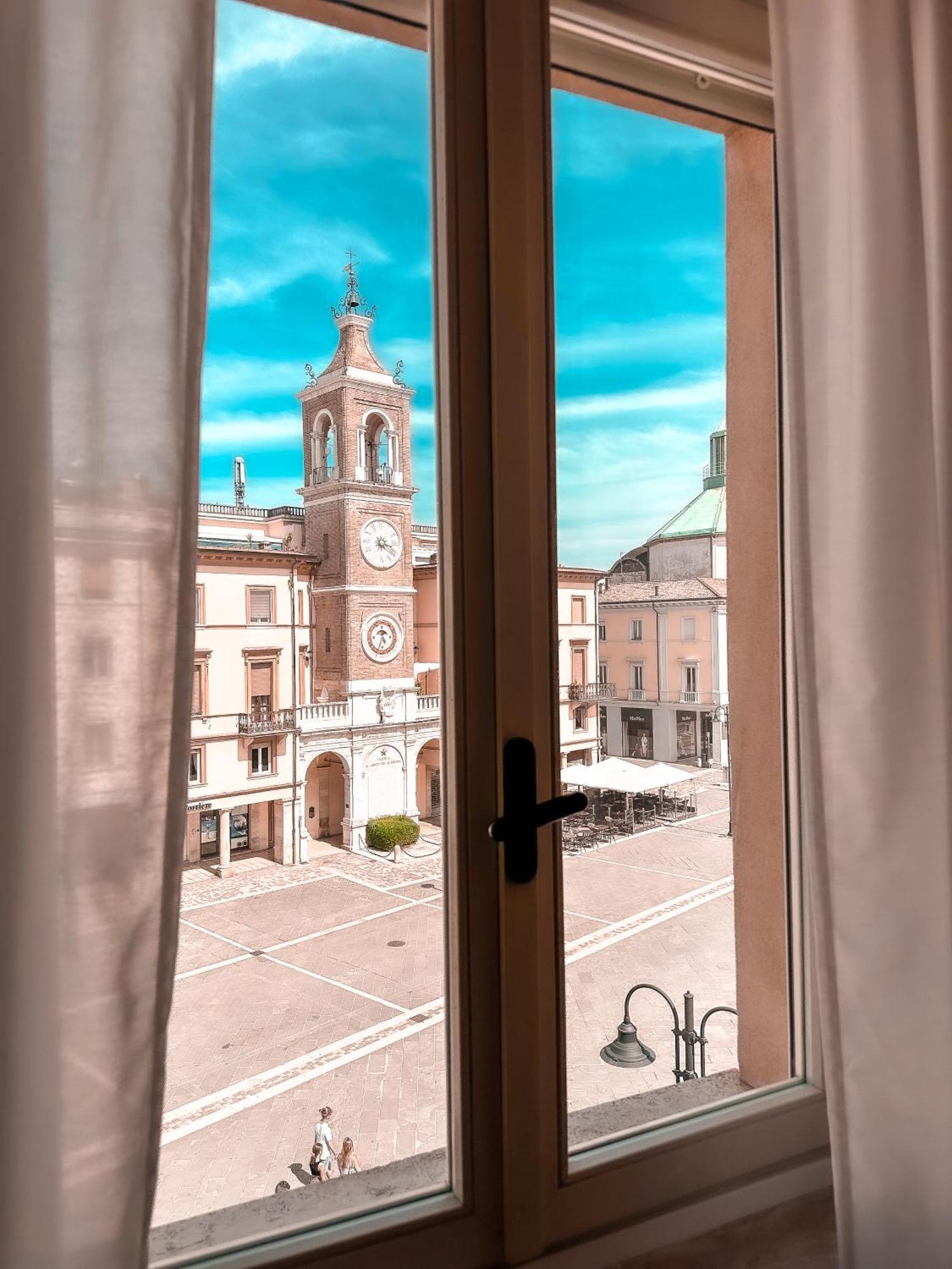 Atelier Rimini - Affitti Brevi Italia Apartment Bagian luar foto